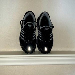 Nike 💫 Max Air Tennis Shoes. Free Shipping 🎰